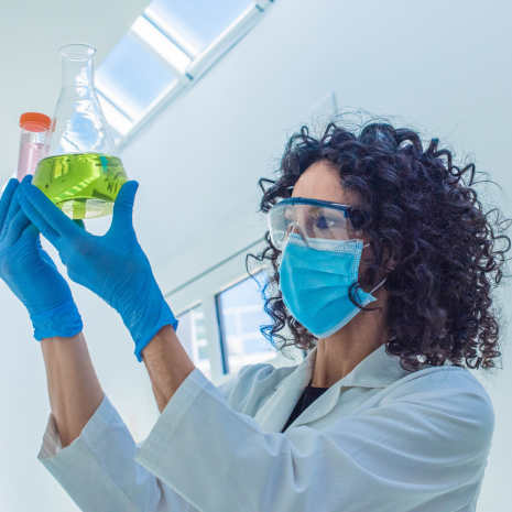 women-scientist-looking-at-research